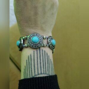 Turquoise & Silver Bracelet, semi-stretchy Southwestern, Vibes